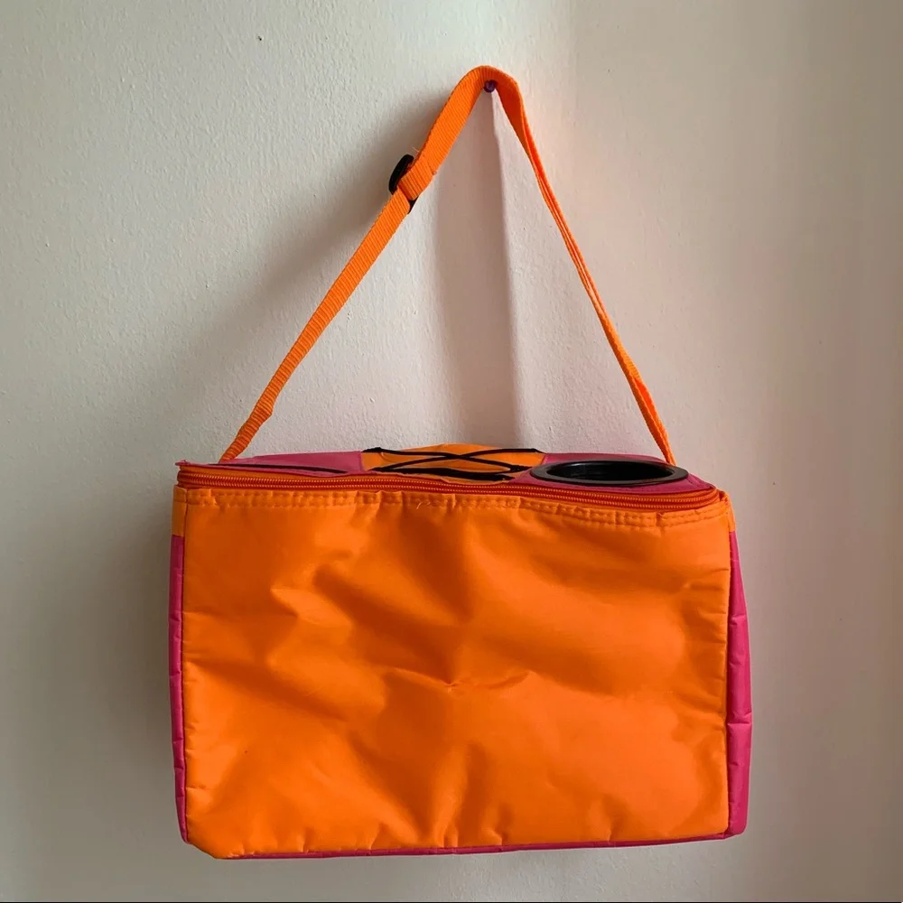 NWT Ulta cooler w/drink holders